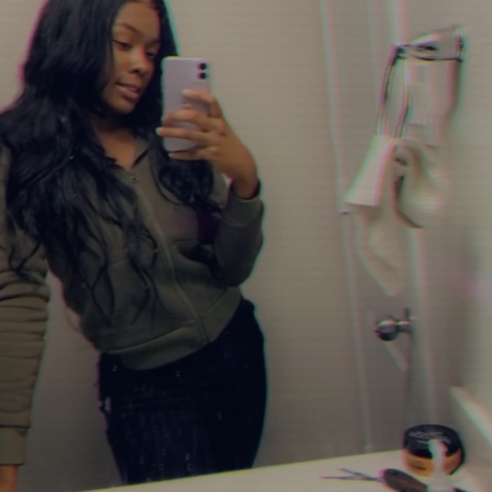 Meet your Posher, Brianna